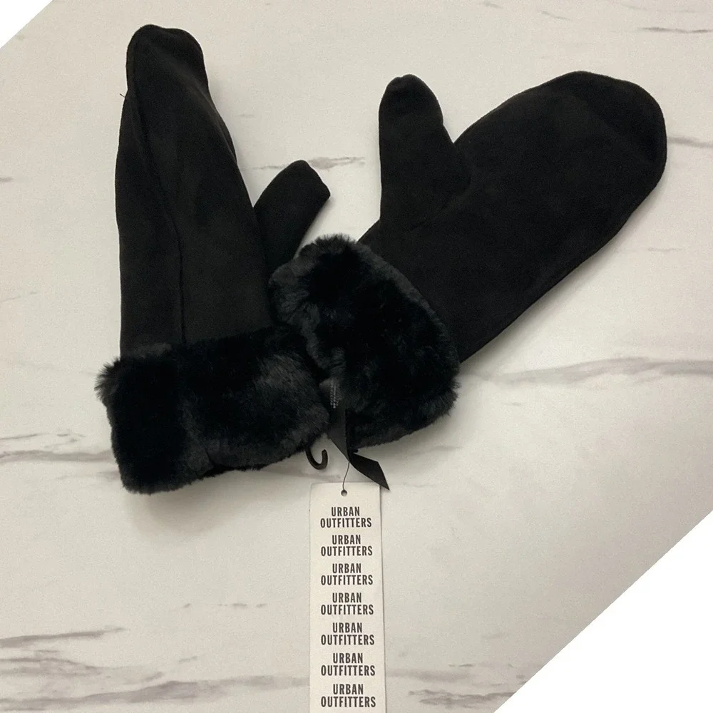 Urban Outfitters Black Faux Suede Mittens with Faux Fur Trim One Size NWT